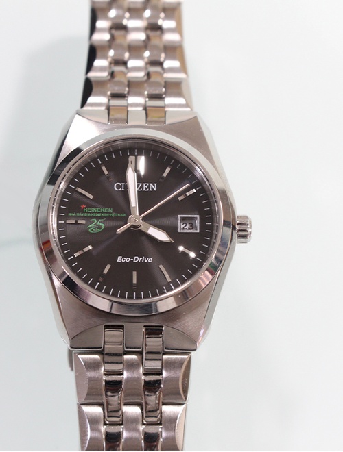 In logo đồng hồ đeo tay uy tín