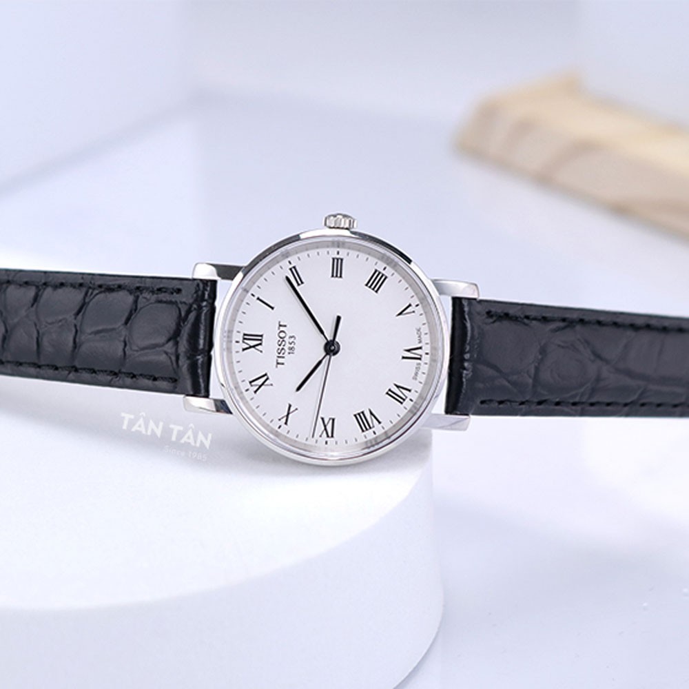 Đồng Hồ Nữ Tissot Everytime Small T109.210.16.033.00