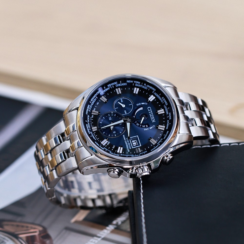 Đồng Hồ Nam Citizen Eco-Drive Radio-controlled AT9031-52L 44mm