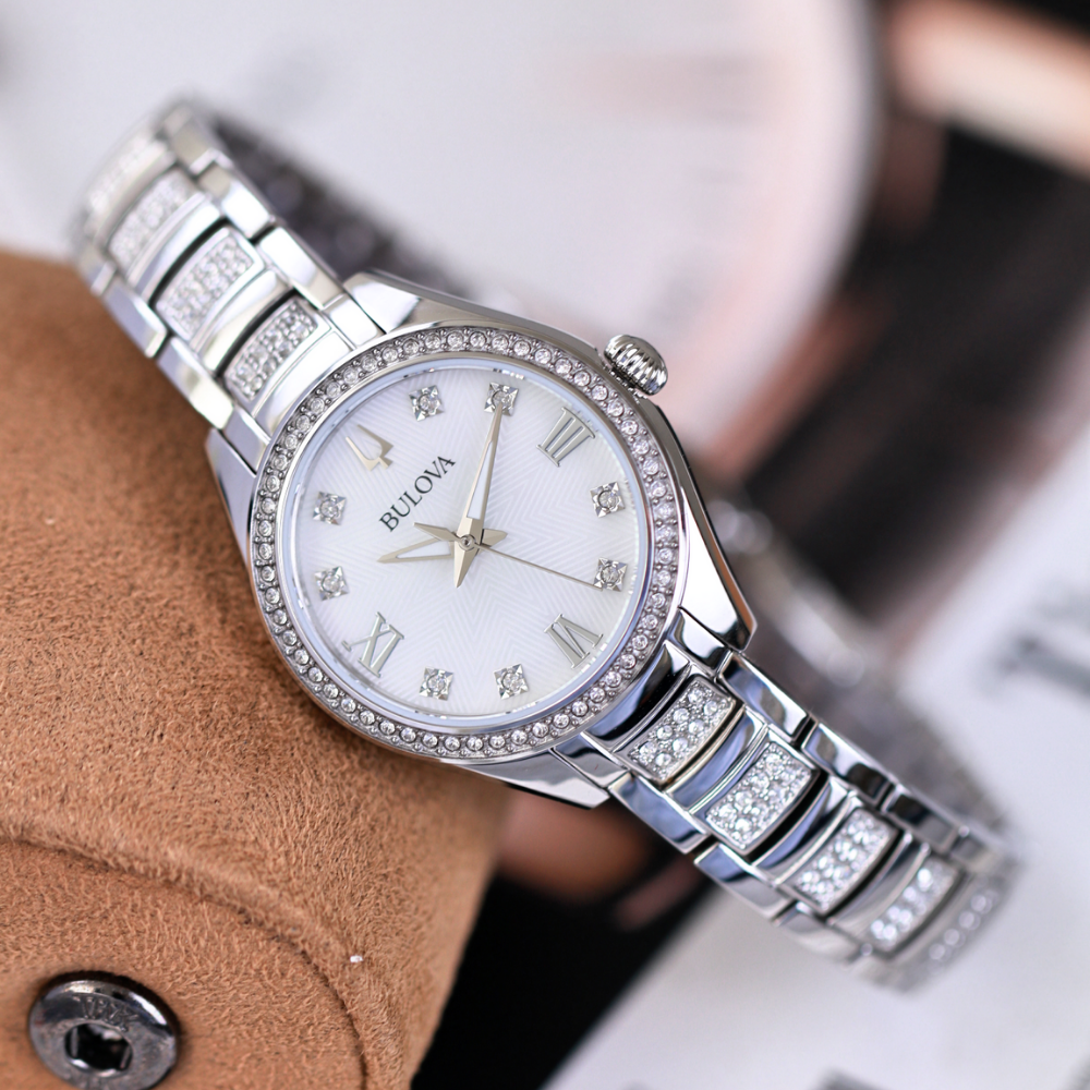 Đồng Hồ Nữ Bulova Crystal 96L311 29mm