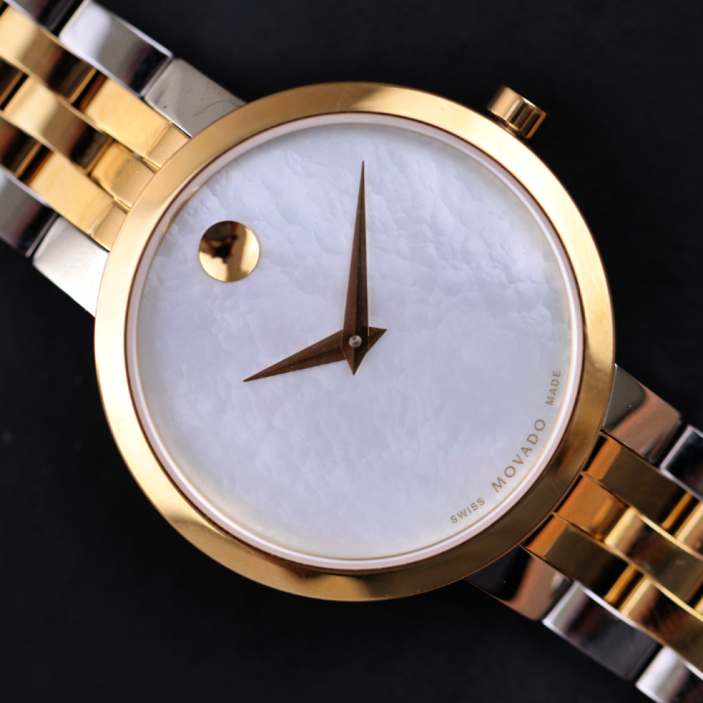 Đồng Hồ Nữ Movado Museum Classic 0607812 29.5mm