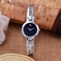 Đồng Hồ Nữ Movado Amorosa 0607153 24mm