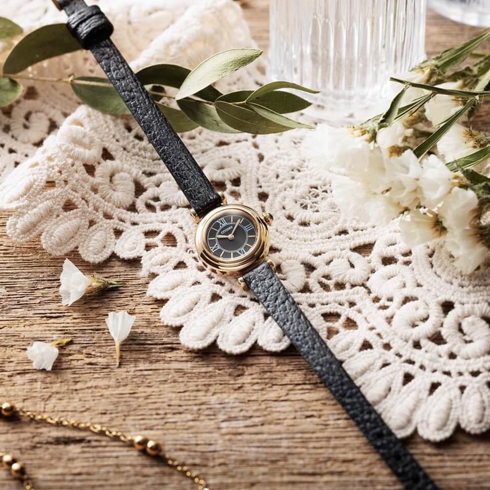 Đồng Hồ Nữ Citizen Kii Eco-Drive EG7082-15E 18.4mm