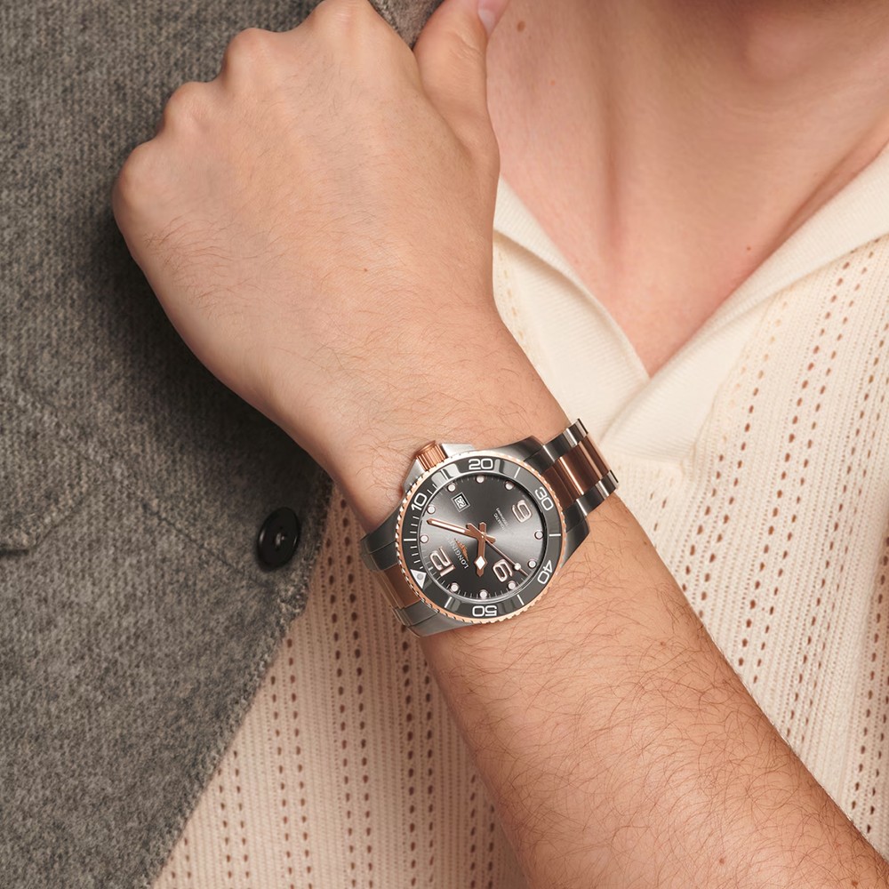 Đồng Hồ Nam Longines HydroConquest L3.782.3.78.7 43mm