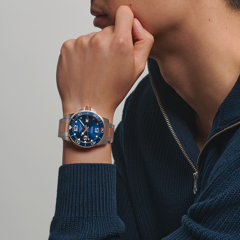 Đồng Hồ Nam Longines HydroConquest L3.782.3.98.7 43mm