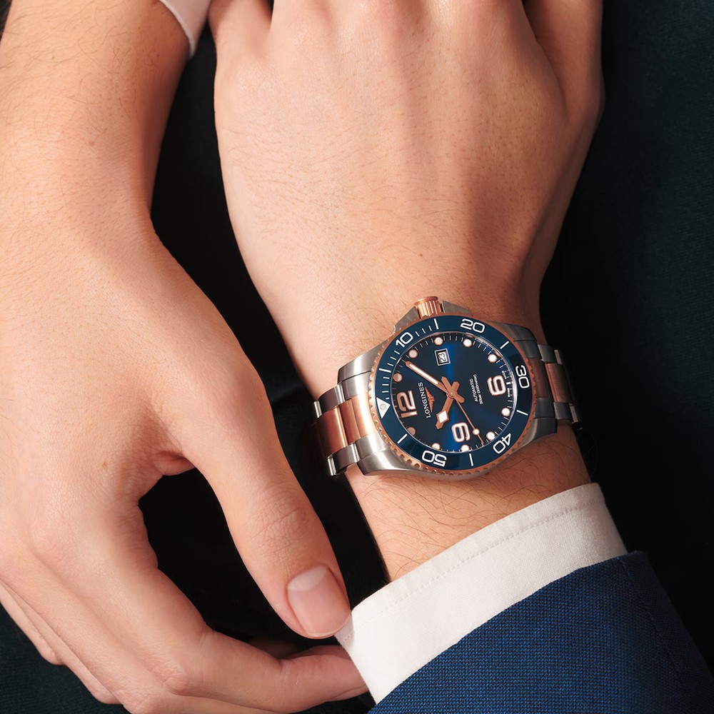 Đồng Hồ Nam Longines HydroConquest L3.782.3.98.7 43mm