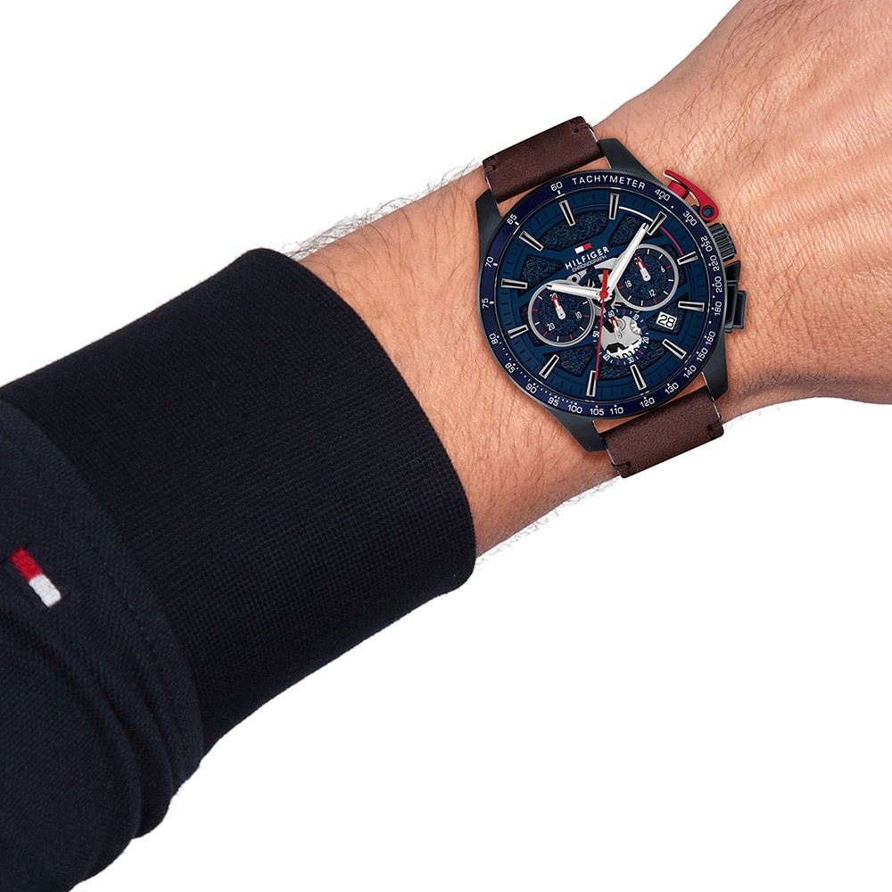 Đồng Hồ Nam Tommy Hilfiger Bank Skeleton Chronograph 1792268 44mm