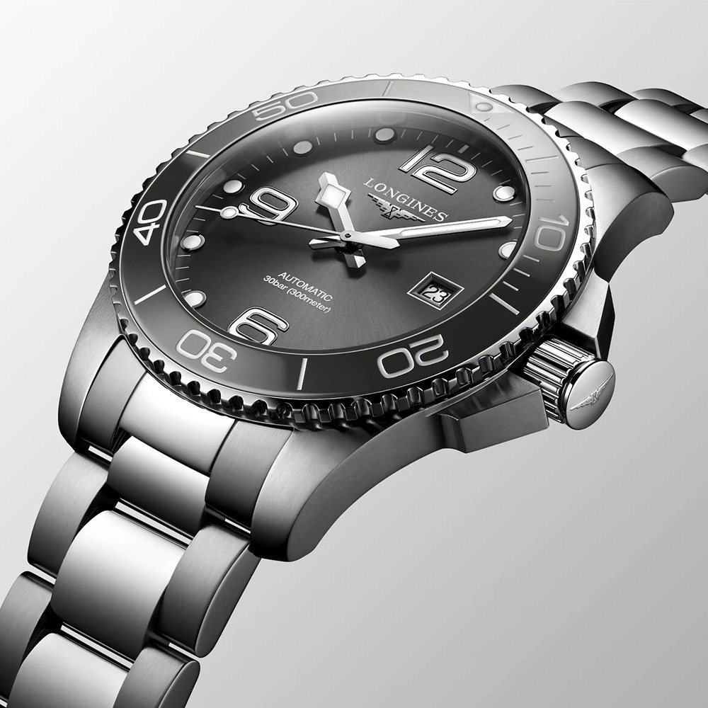 Đồng Hồ Nam Longines HydroConquest L3.782.4.76.6 43mm