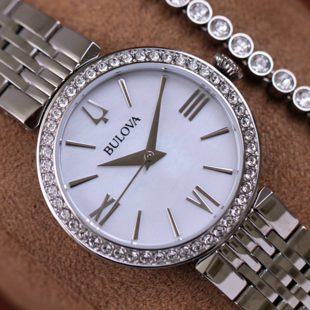 Đồng Hồ Nữ Bulova Crystal 96X153 27mm