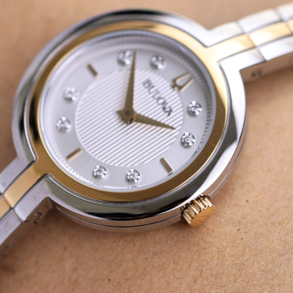 Đồng Hồ Nữ Bulova Rhapsody 98P193 30mm