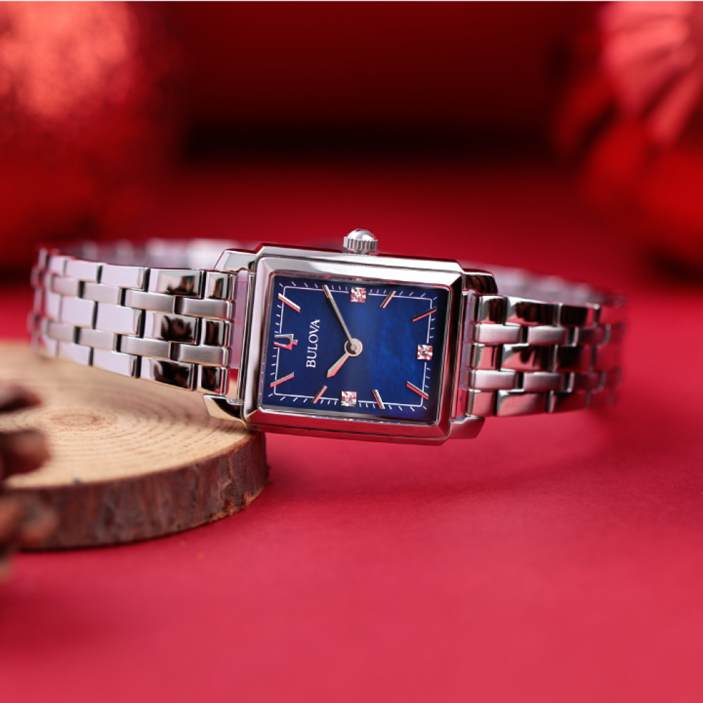 Đồng Hồ Nữ Bulova Classic Sutton 96P245 21x33mm