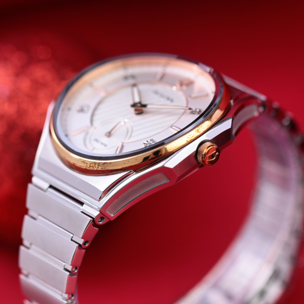 Đồng Hồ Nữ Bulova Curv 98P182 40.5mm