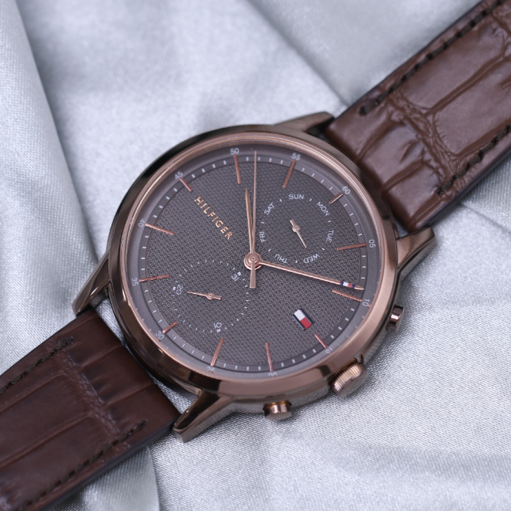 Đồng Hồ Nam Tommy Hilfiger Easton 1710435 44mm 