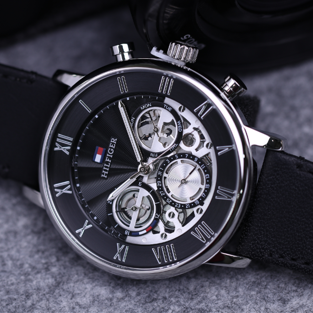 Đồng Hồ Nam Tommy Hilfiger Legend 1710565 44mm