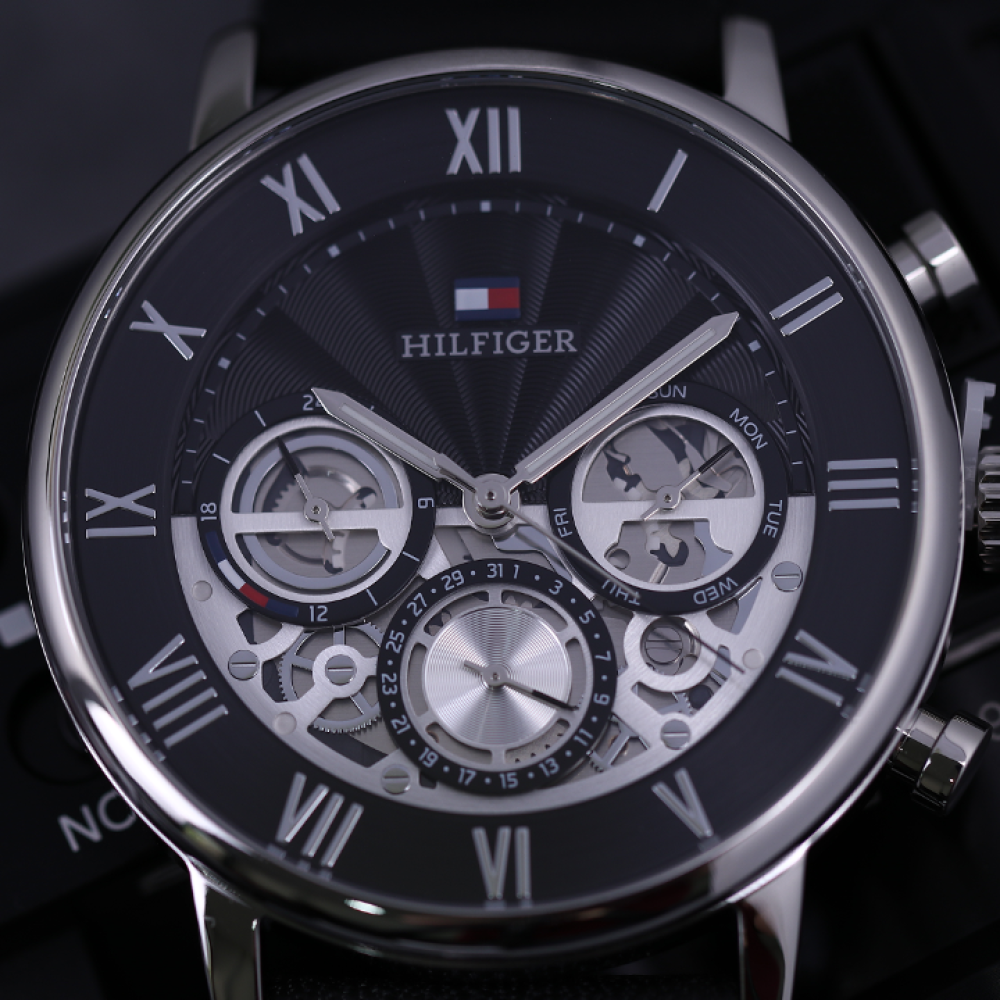 Đồng Hồ Nam Tommy Hilfiger Legend 1710565 44mm