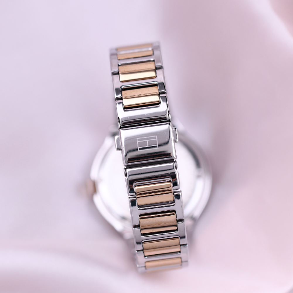 Đồng Hồ Nữ Tommy Hilfiger Naomi 1782476 38mm
