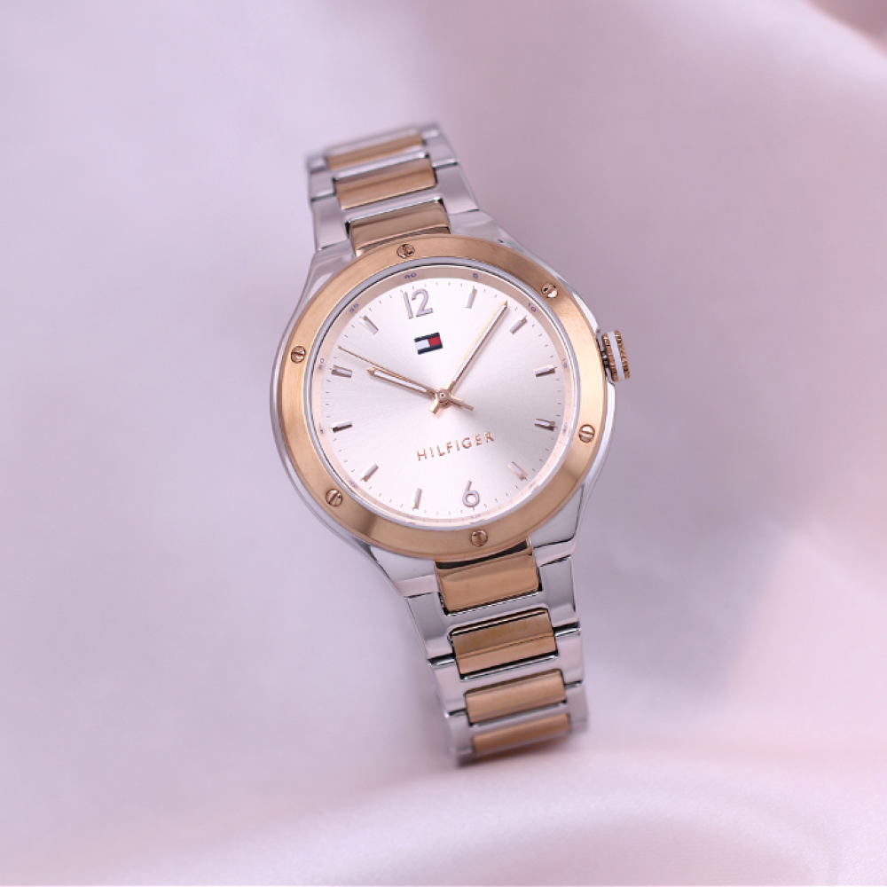 Đồng Hồ Nữ Tommy Hilfiger Naomi 1782476 38mm