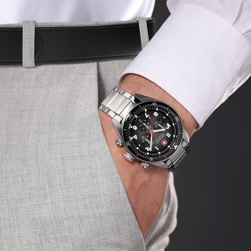 Đồng hồ nam Swiss Military Hanowa Greyhound Chrono SMWGI0003803 43mm
