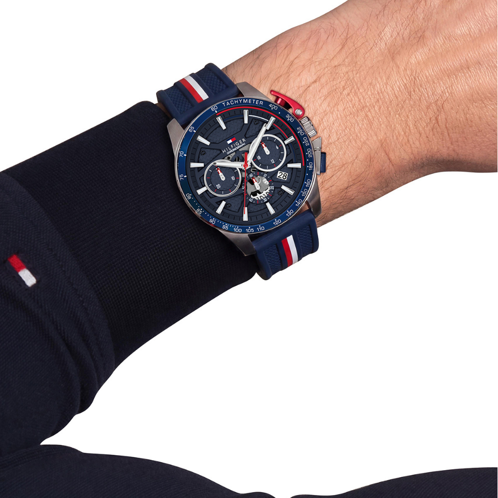 Đồng Hồ Nam Tommy Hilfiger Bank Skeleton Chronograph 1792292 44mm