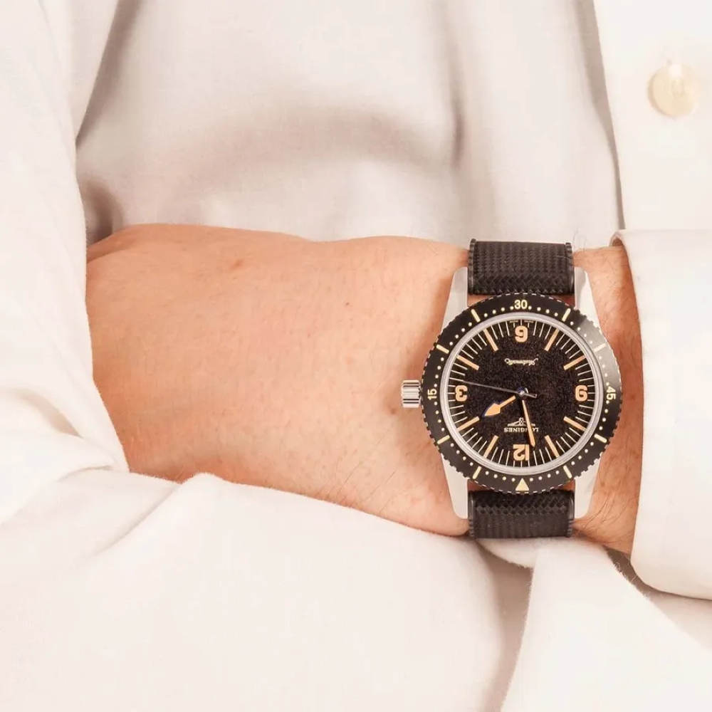 Đồng hồ nam Longines Skin Diver Automatic L2.822.4.56.9 42mm