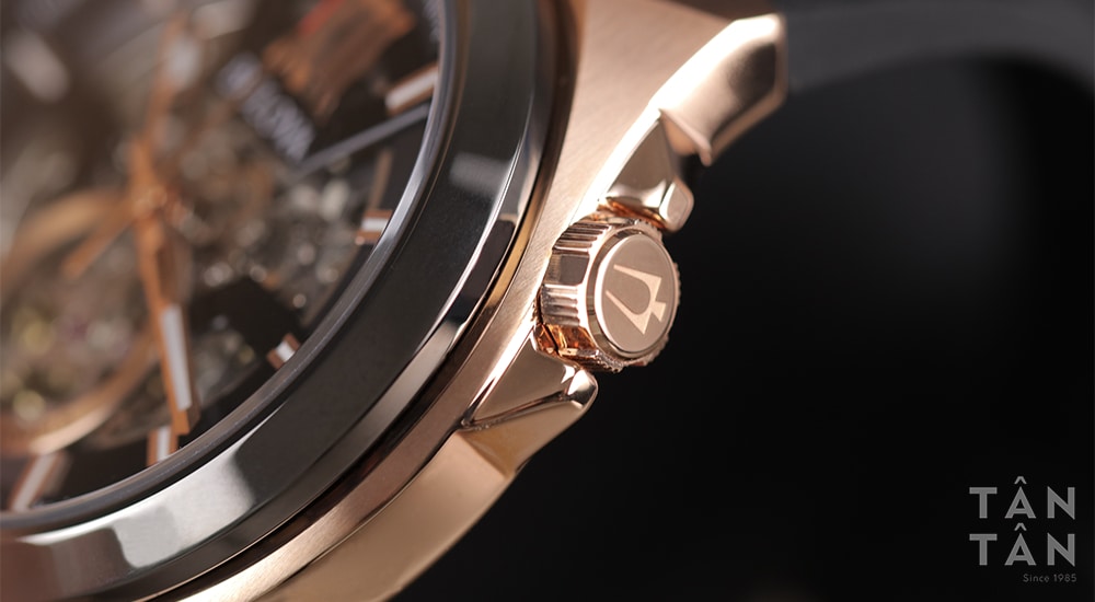Đồng hồ Bulova 98A177 - Núm chỉnh giờ của Bulova 98A177