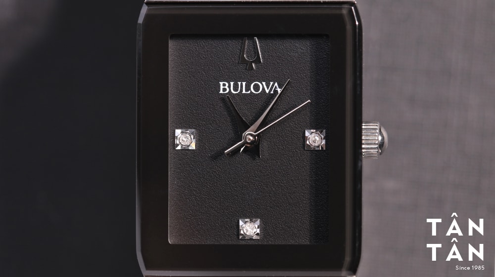 Đồng hồ Bulova 96P202 Mặt số đơn giản, tinh tế của Bulova 96P202