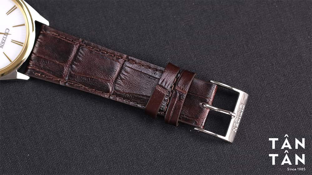 Đồng hồ Citizen AR3074-03A - Khóa cài cùng với chốt giữ chắc chắn