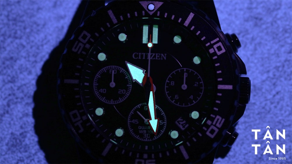 Đồng hồ Citizen AI5005-13E - Bộ kim và cọc giờ phủ dạ quang của Citizen AI5005-13E
