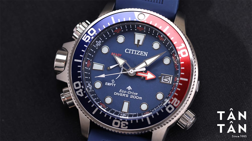 Đồng hồ Citizen BN2038-01L Mặt số ấn tượng của đồng hồ Citizen BN2038-01L
