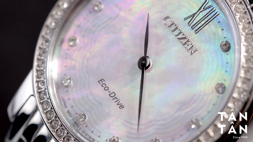 Đồng hồ Citizen EX1480-82D - Cận cảnh vẻ đẹp lấp lánh của những viên đá pha lê Swarovski 