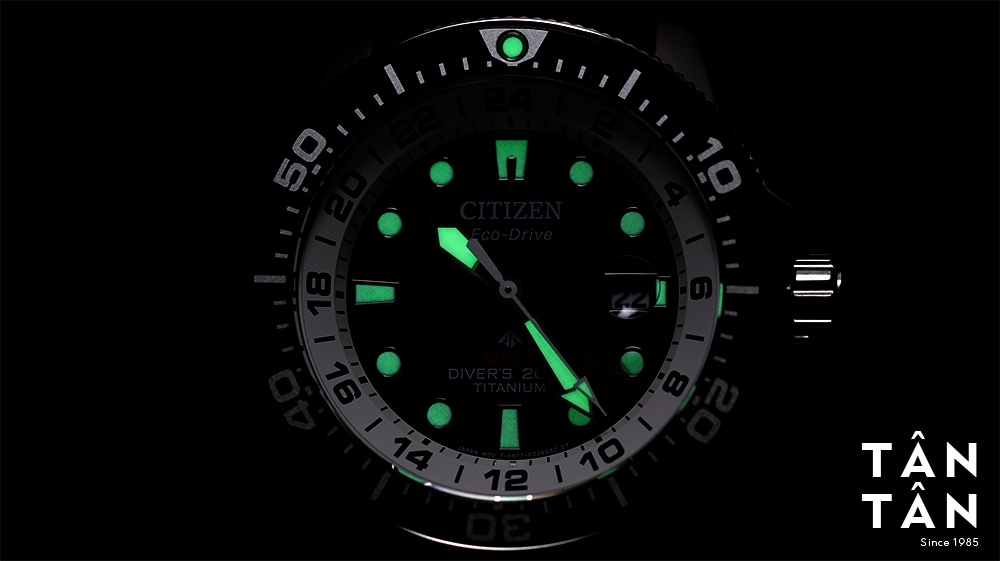 Đồng hồ Citizen BJ7110-11E - Bộ kim và cọc giờ phủ dạ quang của Citizen BJ7110-11E