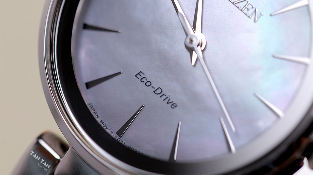 Đồng hồ Citizen EM0631-83D - Bộ máy Eco-Drive độc quyền, bền bỉ
