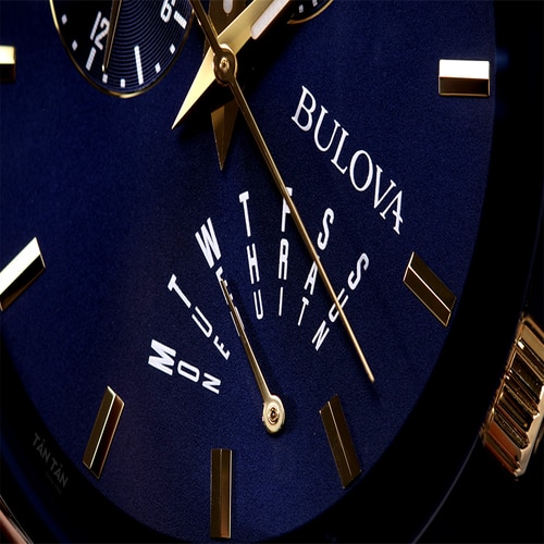 Đồng hồ Bulova 98C123 Kim retrograde độc đáo cùng ô lịch thứ hình rẻ quạt