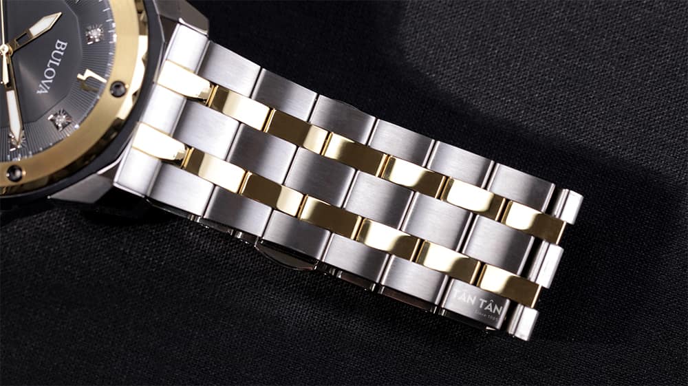 Đồng hồ Bulova 98D175 - Dây đeo thép không gỉ demi vàng hồng sang trọng