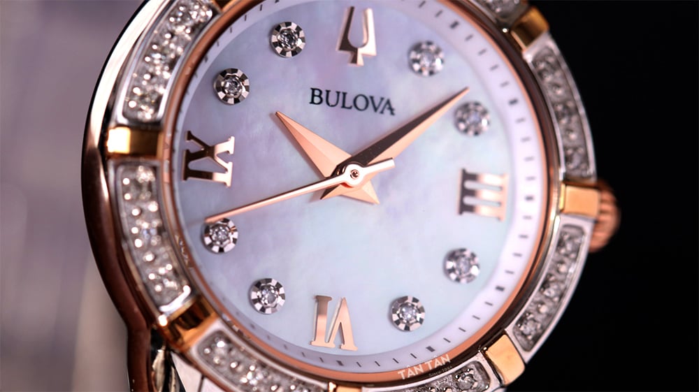 Đồng hồ Bulova 98R291 - Mặt số xà cừ nạm kim cương cao cấp cùng bộ kim Dauphine mạnh mẽ