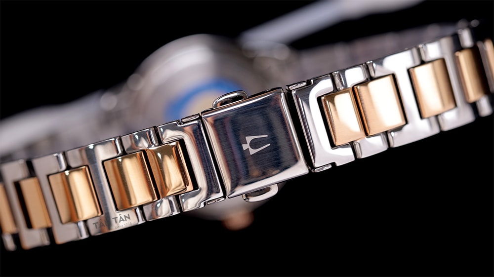 Đồng hồ Bulova 98R291 - Dây demi 3 mắt chắc chắn cùng khóa gập tiện lợi