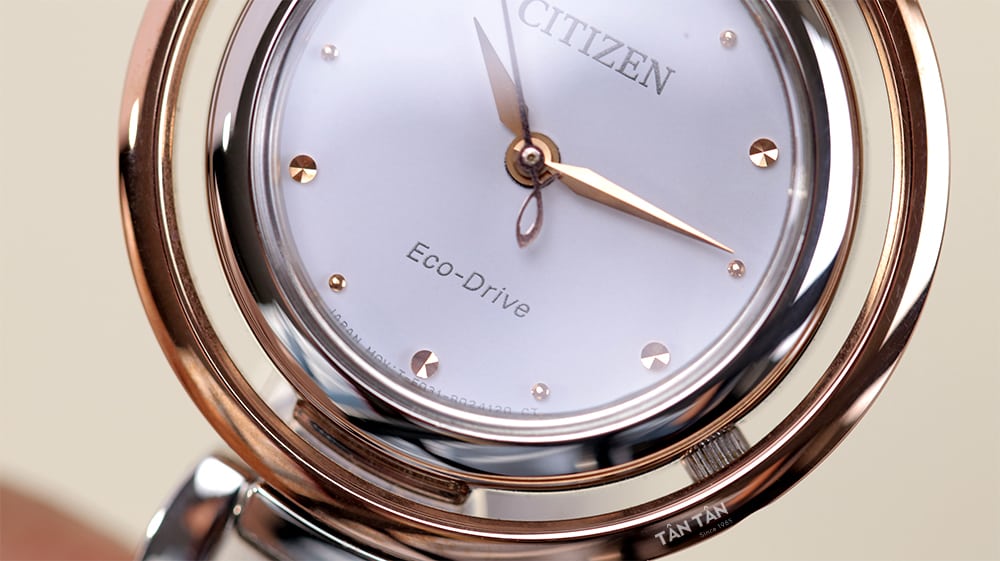 Đồng hồ Citizen EM0668-83A - Bộ máy Eco-Drive độc quyền, bền bỉ