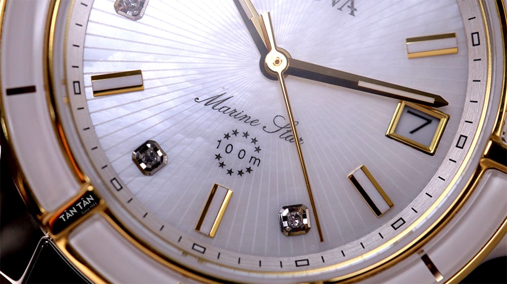 Đồng hồ Bulova 98P186 - Tên BST tại góc 6h và độ chịu nước 100m