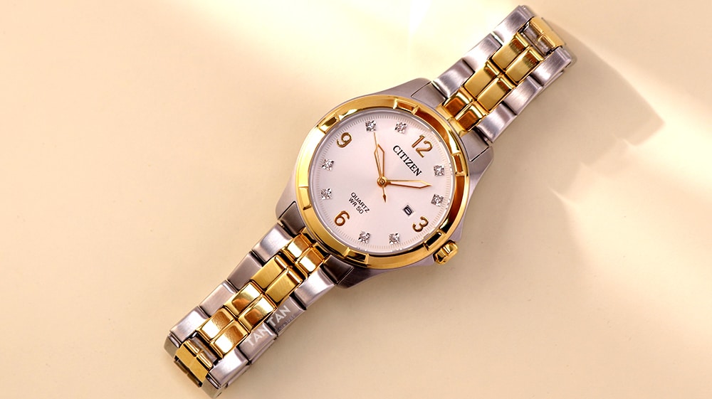 Đồng hồ Citizen EU6084-57A - Tổng thể thiết kế của đồng hồ Citizen EU6084-57A