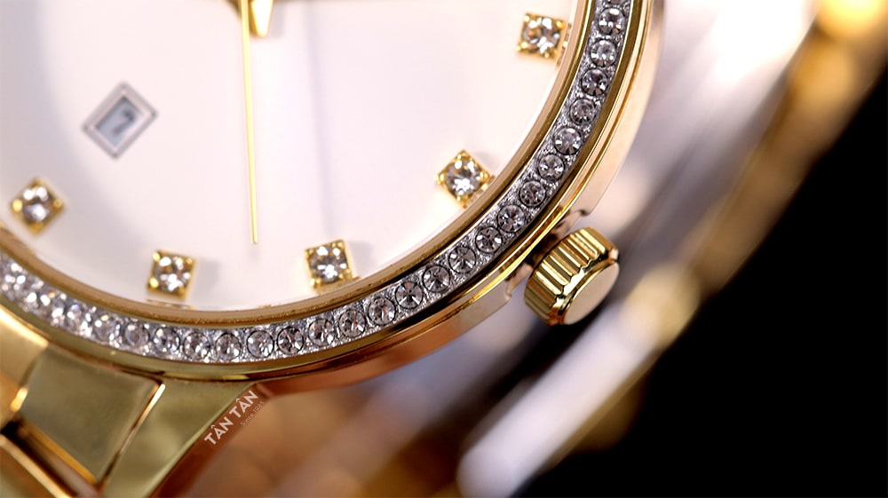 Đồng hồ Citizen BI5032-56A - Góc 3 giờ là núm vặn hình nắp chai