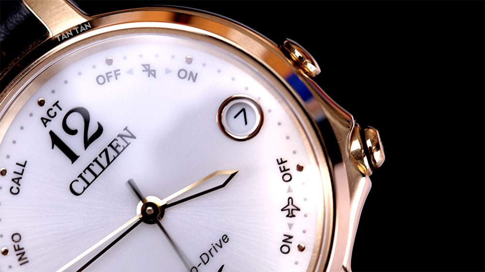 Đồng hồ Citizen EE4022-16A - Có ô hiển thị lịch ngày ở gốc 3h