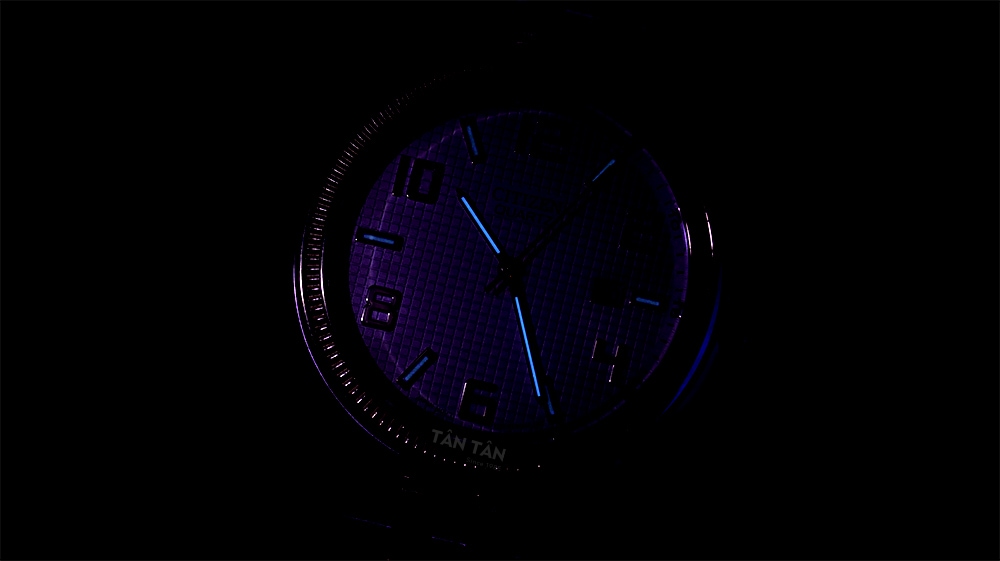 Đồng hồ Citizen BI1084-54P - Kim và cọc số lẻ hiển thị dạ quang khi thiếu sáng