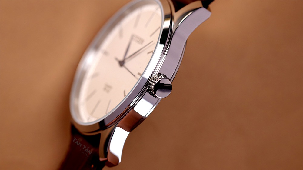 Đồng hồ Citizen BH5000-08A - Vỏ ngoài đánh bóng sang trọng