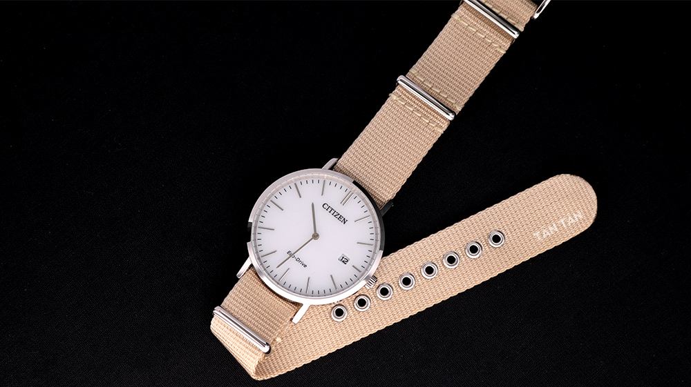 Đồng hồ Citizen AU1080-20A - Dây vải mềm mại, bền, chắc chắn