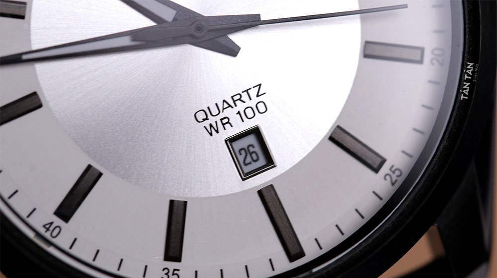 Đồng hồ Citizen BI1035-09A - Tên bộ máy và độ chịu nước được in ở góc 6h