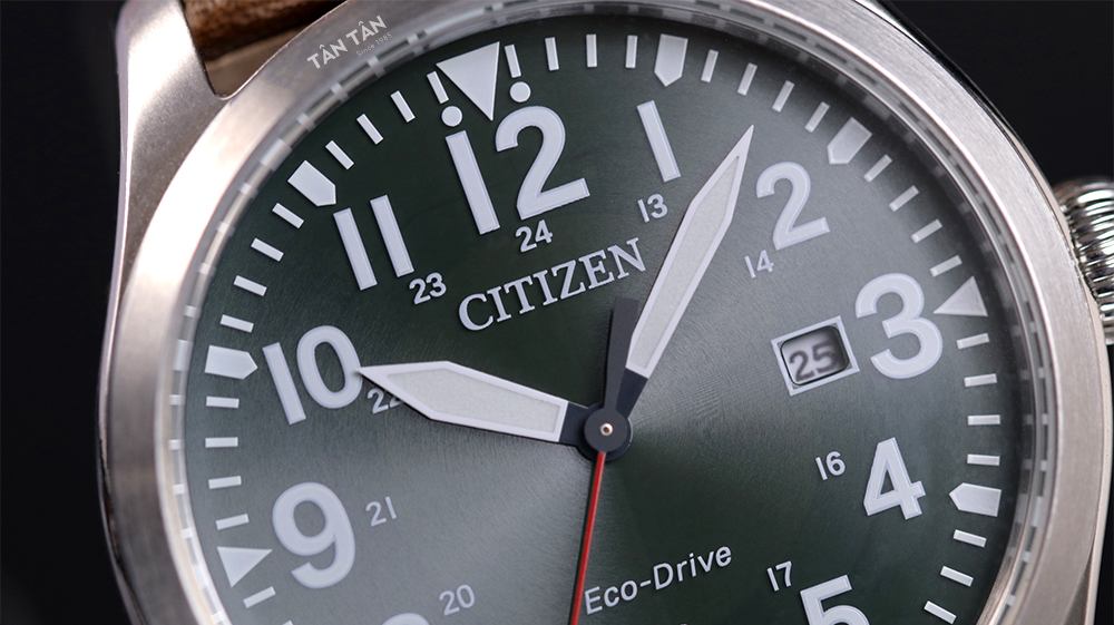 Đồng hồ Citizen AW1620-13X Mặt số vân sunray các chữ số được thể hiện rõ ràng
