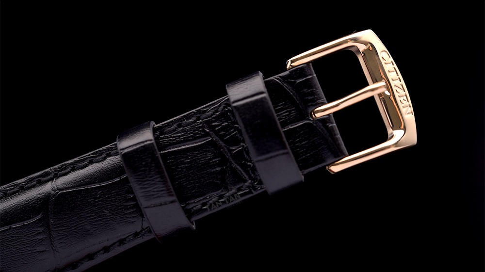 Đồng hồ Citizen NJ0133-12E - Dây da chính hãng dập vân cao cấp kết hợp khoá cài chắc chắn