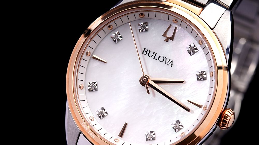 Đồng hồ Bulova 98P183 Bộ kim lưỡi kiếm mạ PVD với logo thương hiệu ở vị trí 12h