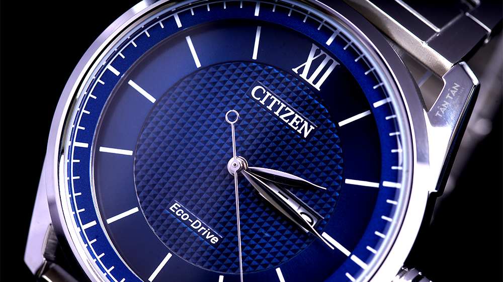 Đồng hồ Citizen AW0081-89L - Citizen AW0081-89L sử dụng bộ máy Eco-Drive độc quyền
