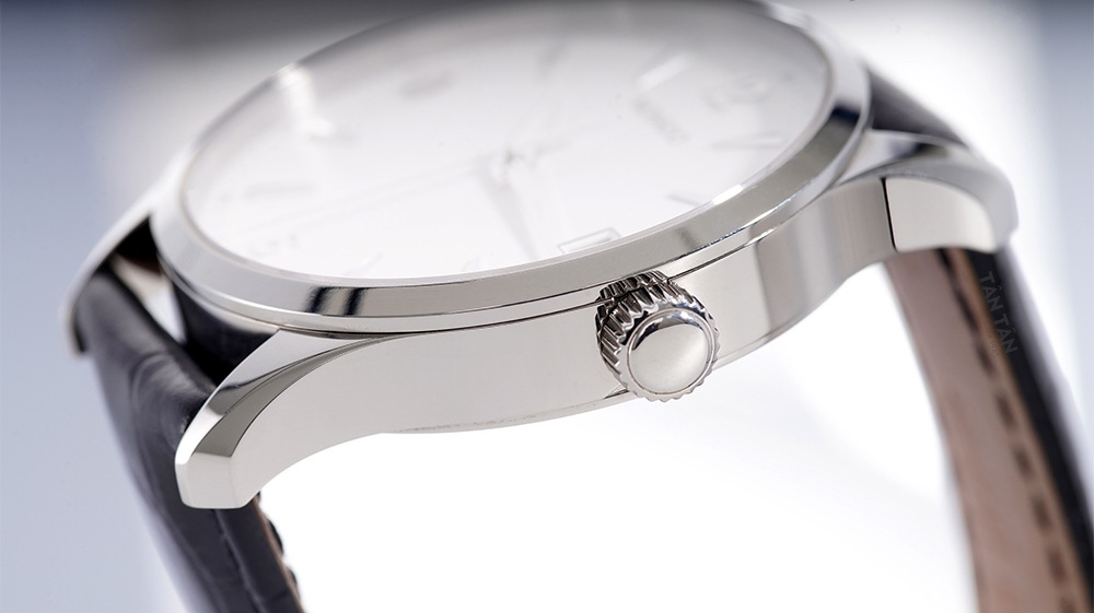 Đồng hồ Movado 0606569 - Movado 0606569 sở hữu bộ vỏ bền bỉ và chắc chắn